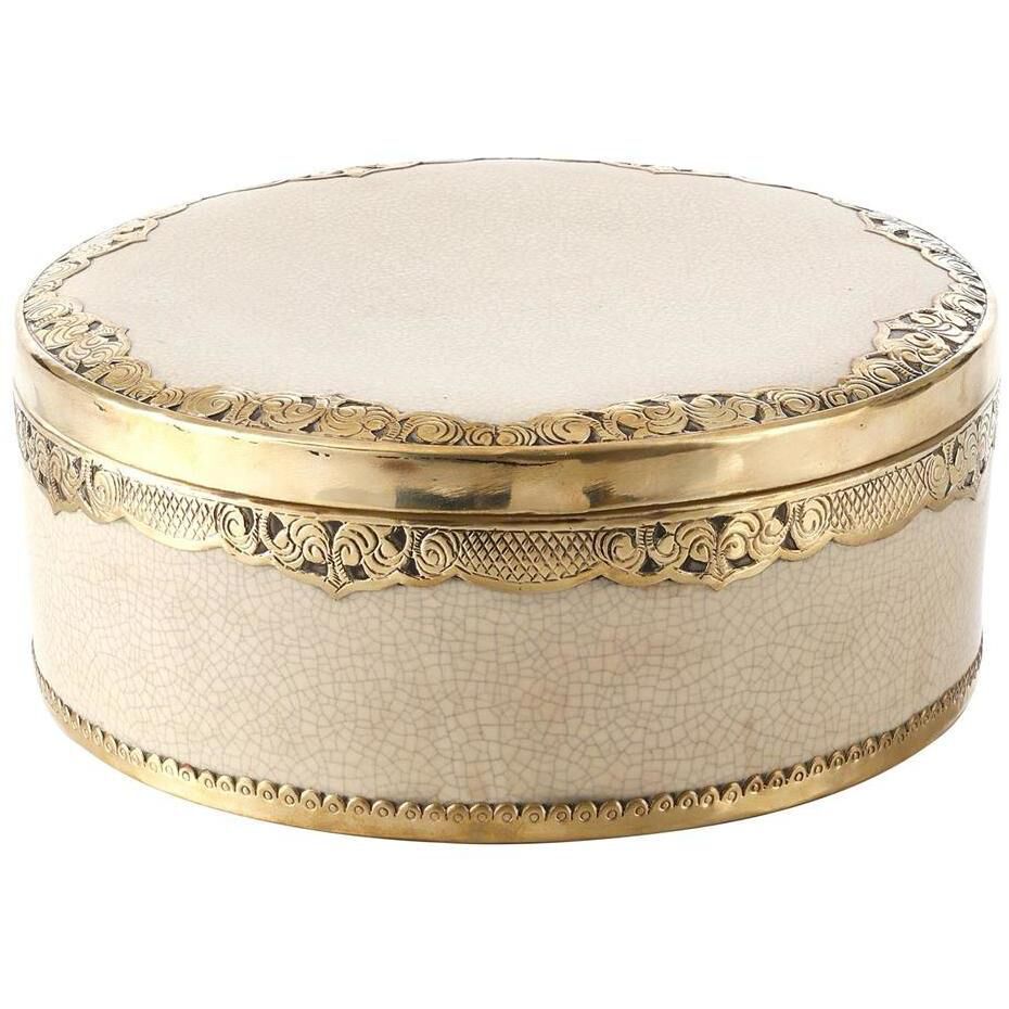 Crema 9.5 X 9.5 inch Box